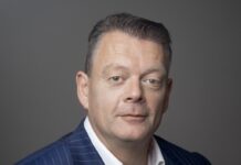 Directeur Clement Postmus vertrekt