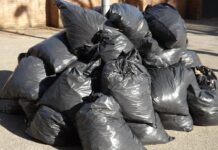 Afval gedumpt bij het milieuplein de Whee