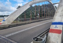 ‘Verkeerd gedraaide Franse vlaggen’ op Deldense Annabrug worden snel verwijderd