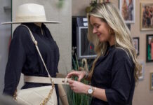 Restantenmarkt in centrum van Goor