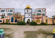 Hundertwassergebouw Goor