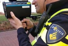 Politie legt hoge snelheidsovertreders in Diepenheim op