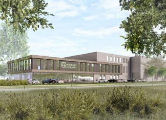 4 Seizoenen Tuinmeubelen opent officieel de deuren op de Zenkeldamshoek in Goor