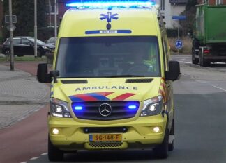 Bestuurder naar ziekenhuis na eenzijdig ongeluk in Diepenheim