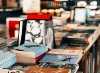 Bibliotheken Hof van Twente houden grote boekverkoop