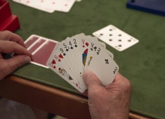 Goorse Bridgeclub Niet Kwetsbaar start in september met een cursus voor beginners