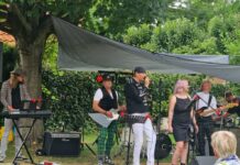 Muziek in 21 particuliere tuinen tijdens Garden Songs Diepenheim Garden songs