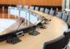 Hof van Twente biedt inwoners gratis cursus over gemeentepolitiek Raadszaalhvt