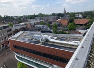 Dak gemeentehuis Hof van Twente wordt vervroegd vervangen Fotos dak gemeentehuis 768x576