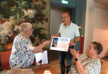 Rabobank verrast Stichting Franje Hof van Twente met cheque IMG