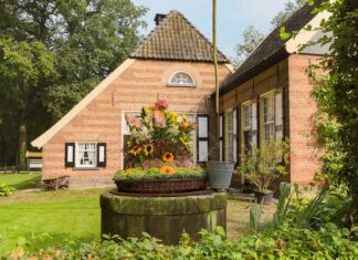 Wendezoeledagen brengen historisch Twents boerenleven tot leven Wendezoeledagen bloemen