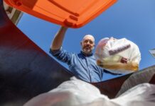 Afval niet goed gescheiden? Twente Milieu leegt verpakkingencontainer niet Twentemilieu oranjecontainer