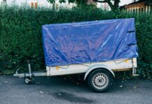 Weinig boetes voor onveilig vervoeren van lading in Hof van Twente Aanhangwagen